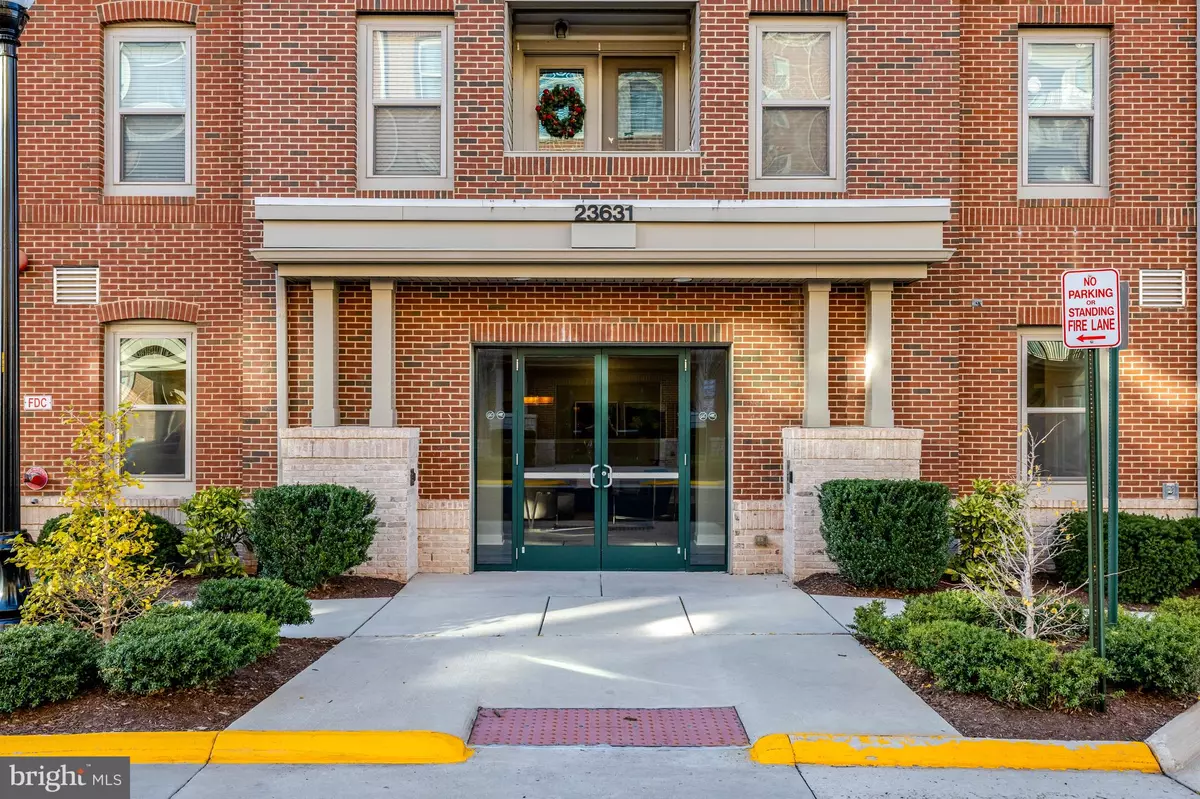 Ashburn, VA 20148,23631 HAVELOCK WALK TER #404