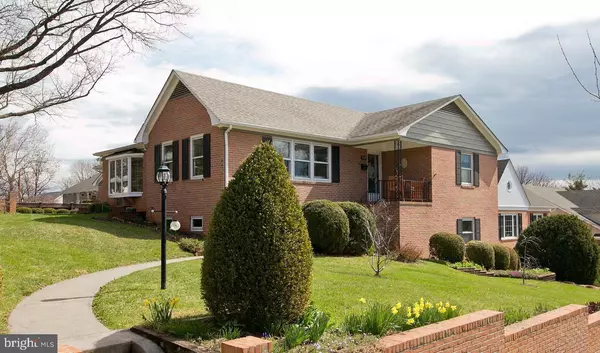 352 SHERIDAN AVE, Winchester, VA 22601