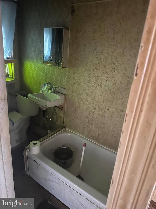 Philadelphia, PA 19121,1532 N 28TH ST