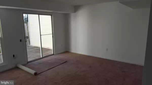 Waldorf, MD 20602,3855 KEARNYS INN PL