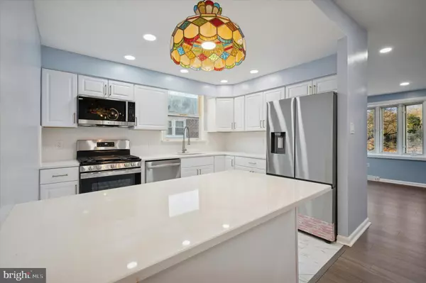 Jenkintown, PA 19046,555 WANAMAKER RD