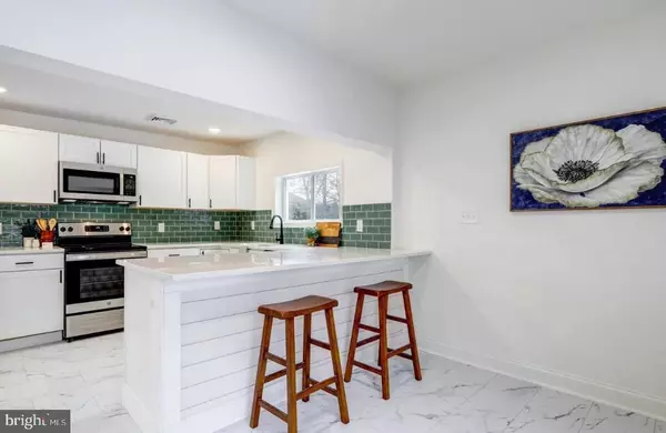 Hershey, PA 17033,150 W GOVERNOR RD