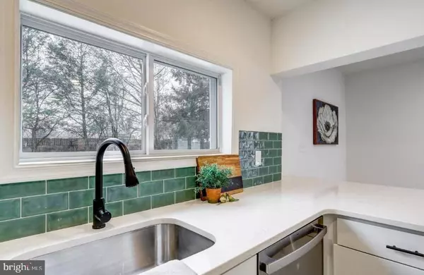 Hershey, PA 17033,150 W GOVERNOR RD