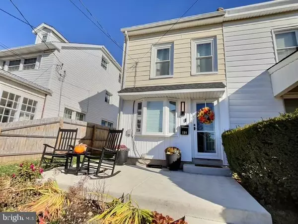 Conshohocken, PA 19428,326 W 4TH AVE