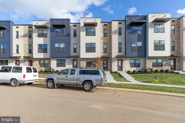 Frederick, MD 21701,406 CARROLL WALK AVE