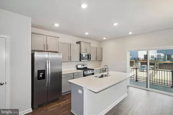 Frederick, MD 21701,406 CARROLL WALK AVE