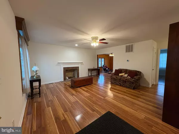 Culpeper, VA 22701,180 KING ST