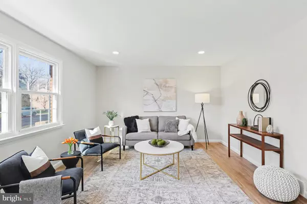 Lititz, PA 17543,233 CARDINAL RD