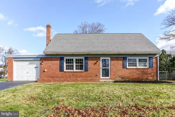 233 CARDINAL RD, Lititz, PA 17543