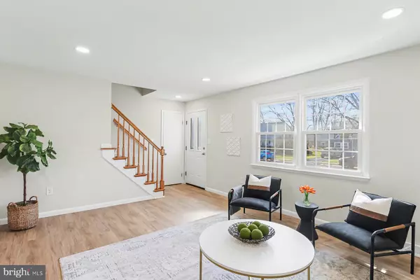 Lititz, PA 17543,233 CARDINAL RD