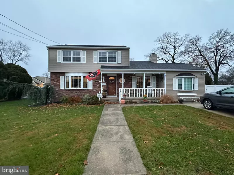 211 THIRD AVE, West Berlin, NJ 08091