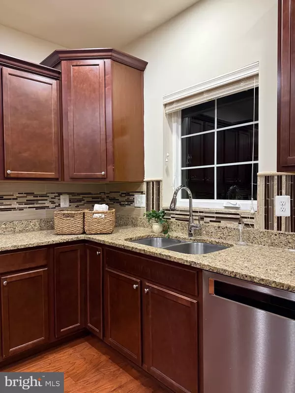 Elkridge, MD 21075,8012 ALCHEMY WAY