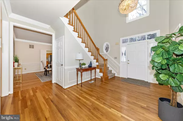 Potomac, MD 20854,10120 SNOWHILL