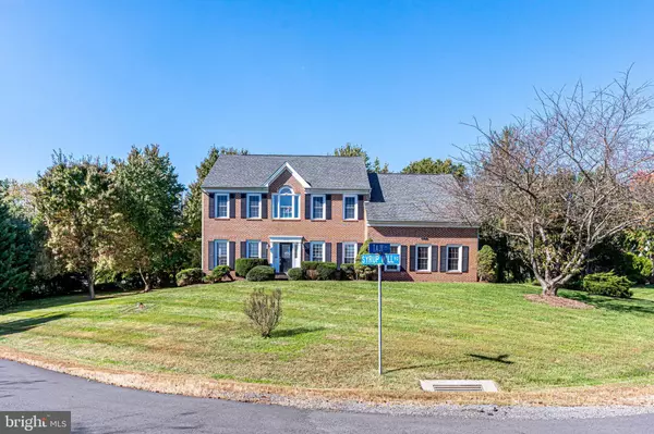 Herndon, VA 20170,1168 TAJI CT