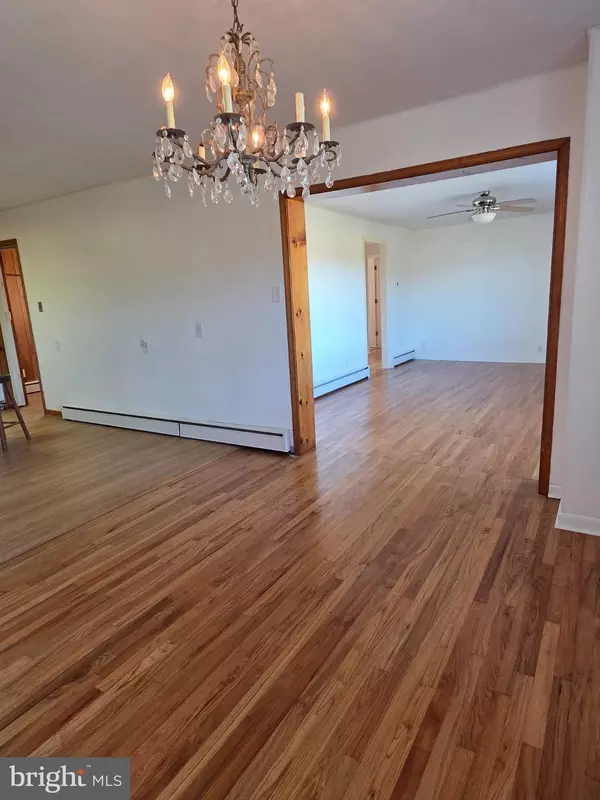 Townsend, DE 19734,588 GUM BUSH RD