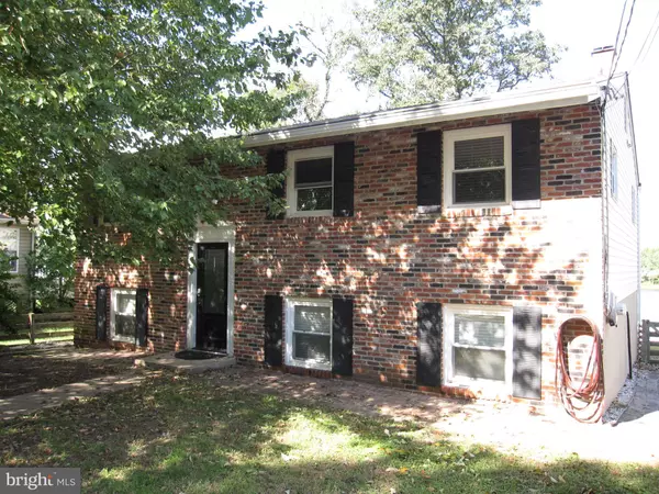 Pasadena, MD 21122,7580 BEACH DR