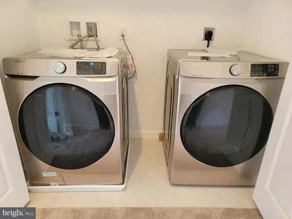 Mechanicsburg, PA 17055,573 BROOK SHIRE CT