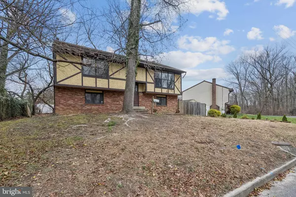 Lindenwold, NJ 08021,13 HIDDEN DR