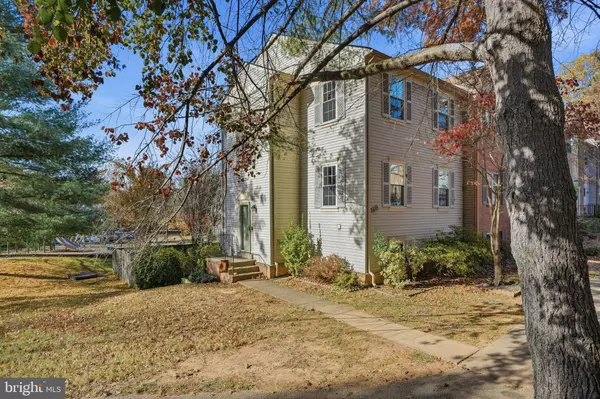 Springfield, VA 22152,6172 FOREST CREEK CT
