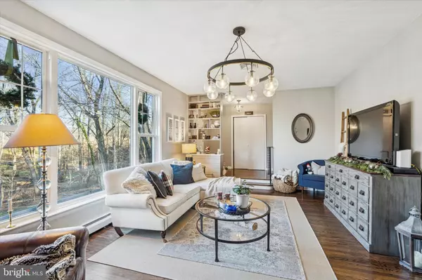 West Chester, PA 19382,852 W MINER ST