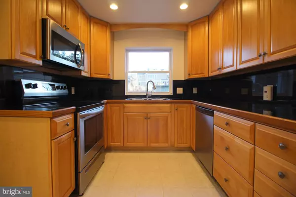 Falls Church, VA 22043,2129 GRAYSON PL