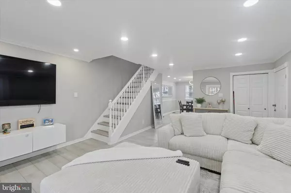 Philadelphia, PA 19115,9938 ALICIA ST