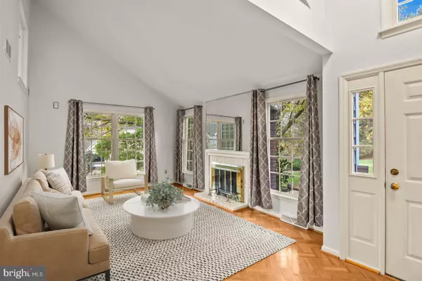 Wyomissing, PA 19610,1913 MEADOW