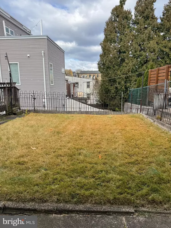 Philadelphia, PA 19128,406 KINGSLEY ST