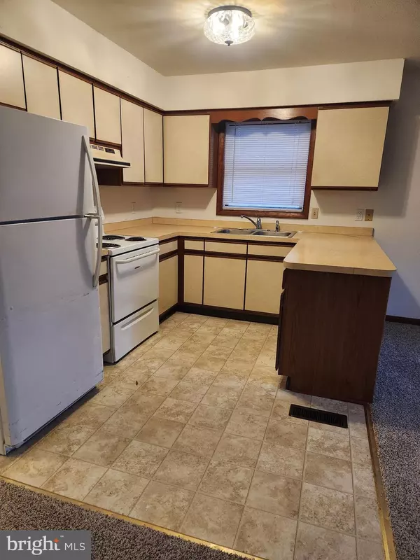 Milford, DE 19963,201 SILVER HILL APTS #201