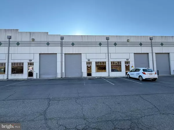 8994 MIKE GARCIA DR, Manassas, VA 20109