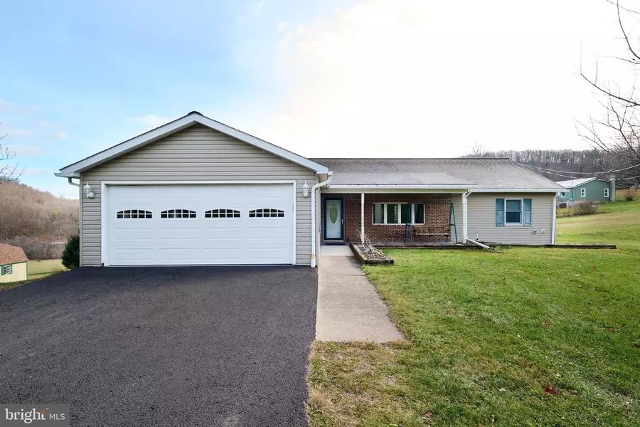 2301 DIX RUN RD, Julian, PA 16844