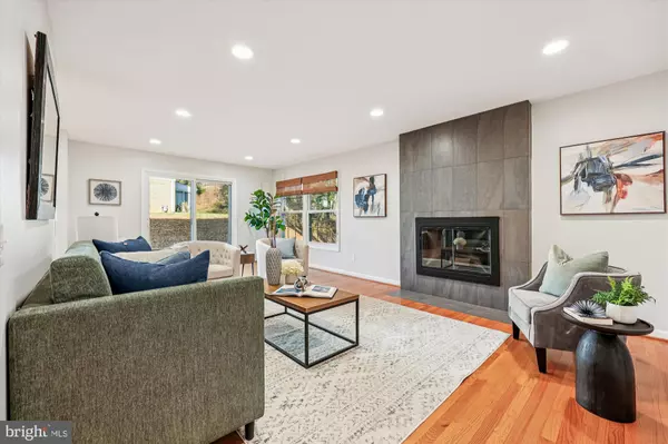 Potomac, MD 20854,8701 SLEEPY HOLLOW LN