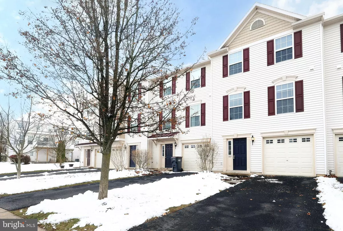 Bellefonte, PA 16823,123 EXETER LN