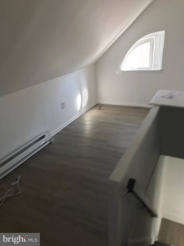 Philadelphia, PA 19124,4832 E ROOSEVELT BLVD E #2