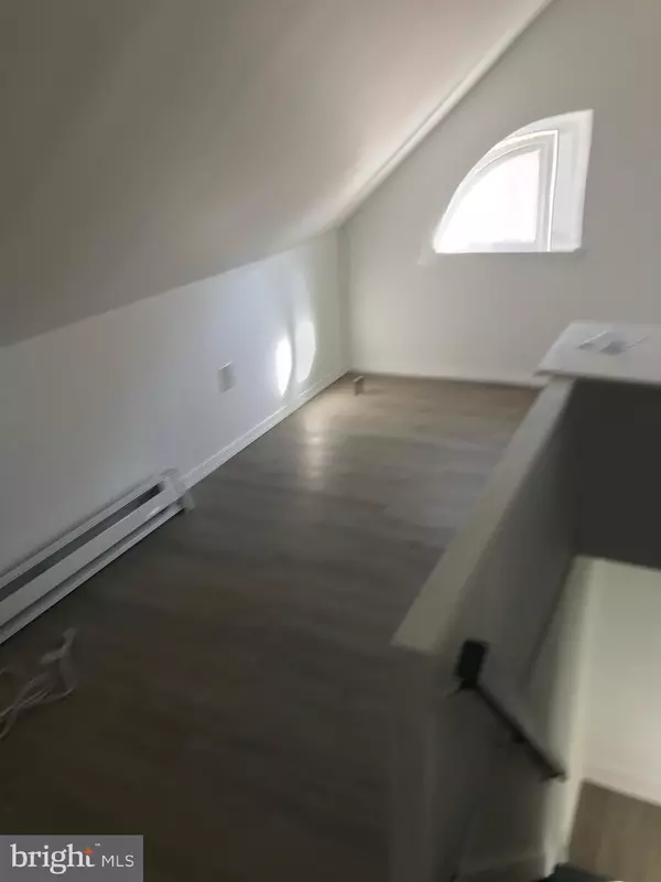 Philadelphia, PA 19124,4832 E ROOSEVELT BLVD E #2