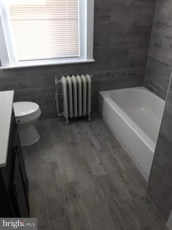 Philadelphia, PA 19124,4832 E ROOSEVELT BLVD E #2