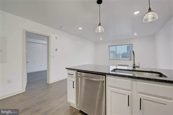 Philadelphia, PA 19128,6649 RIDGE AVE #C406