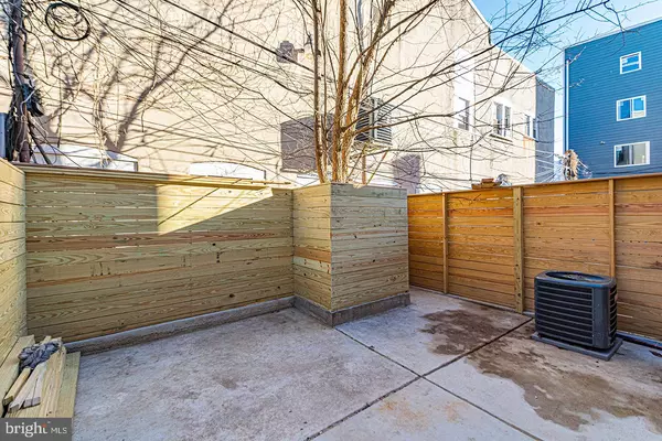 Philadelphia, PA 19143,715 S 51ST ST #UNIT 1