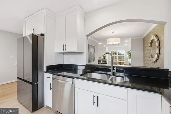 Falls Church, VA 22043,2132 HUTCHISON GROVE CT