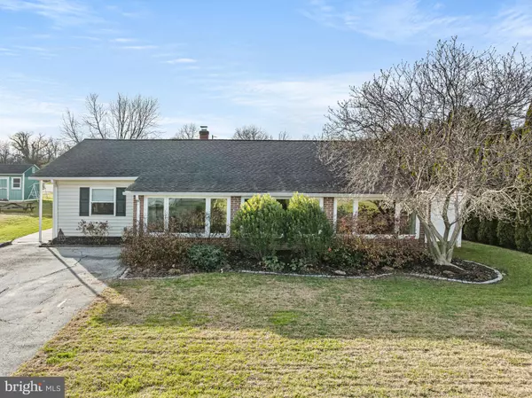 426 S WALNUT ST, Kennett Square, PA 19348