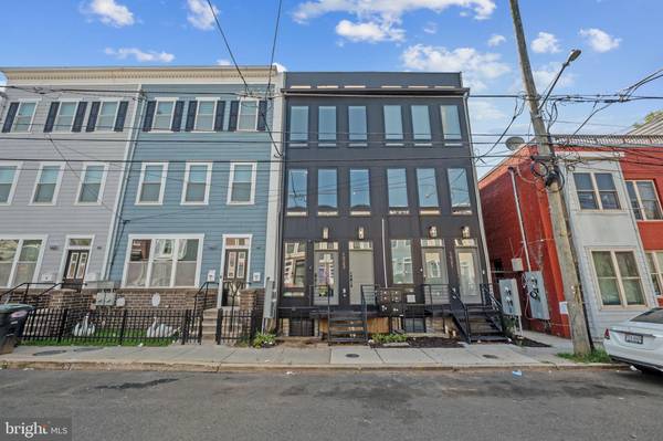 Washington, DC 20002,1923 CAPITOL AVE NE #2