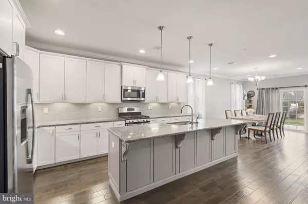 Pennington, NJ 08534,22 TUCKER WAY