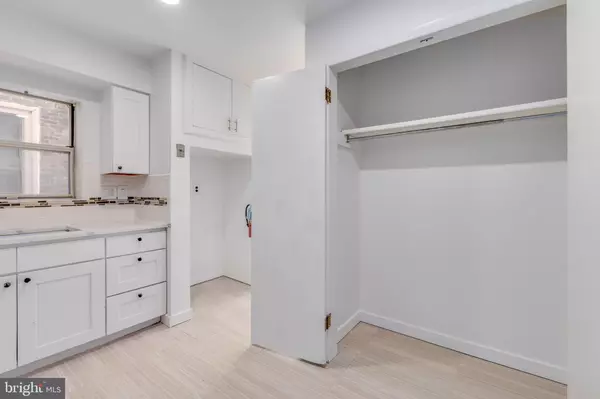 Philadelphia, PA 19104,4242 PINE ST #2B