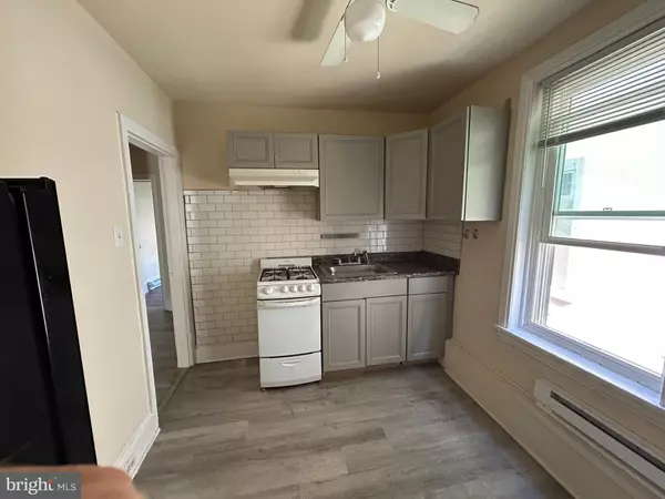 Philadelphia, PA 19128,4209 PECHIN ST #2