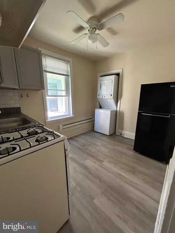 Philadelphia, PA 19128,4209 PECHIN ST #2