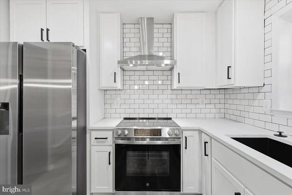 Burke, VA 22015,5714 MASON BLUFF DR