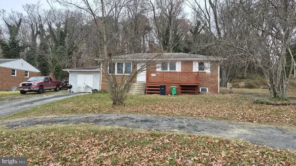 5004 MEADOWBROOK DR, Suitland, MD 20746