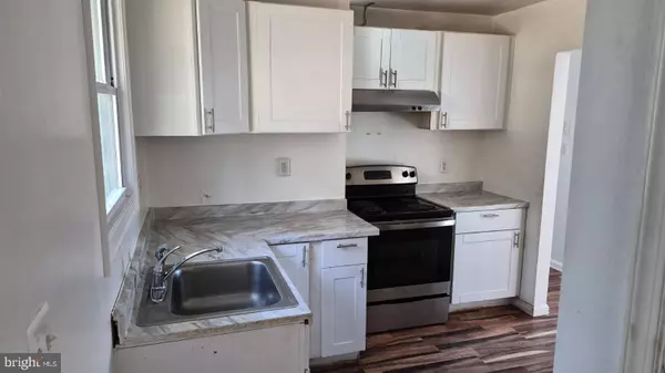 Suitland, MD 20746,5004 MEADOWBROOK DR