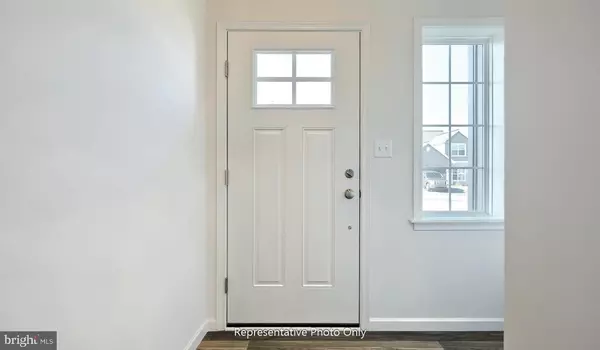 Harrisburg, PA 17112,7848 OAK BROOK DR