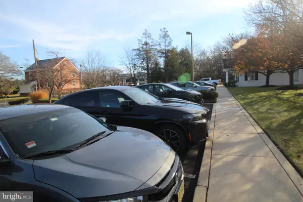 Hamilton, NJ 08619,1 NAMI LN #6